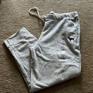 Cropped sweatpants